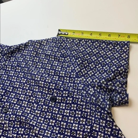 J. Crew Mens  100% Cotton Button Down Short Sleeve Shirt Blue w Black and White - Picture 7 of 9